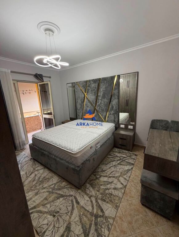 JEPET ME QERA APARTAMENT 2+1+BALLKON "TE RRUGA E DURRESIT" 70.000 LEKE