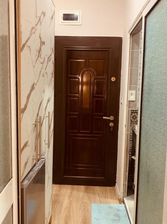 Qera | Garsoniere Pallat | Mine Peza Prokuroria| 380 €/muaj
