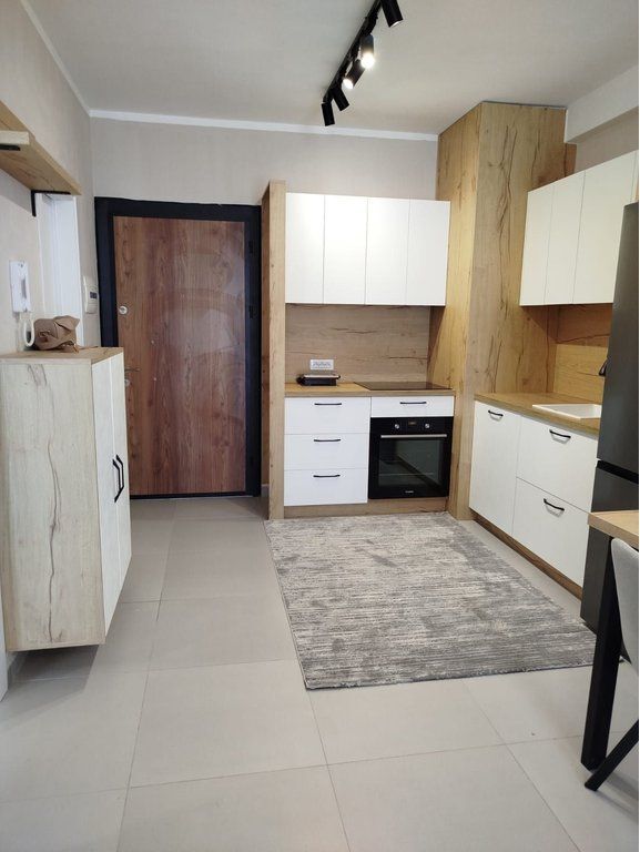 Qera, Apartament 1+1+Post Parkimi, Univers City, Tiranë.