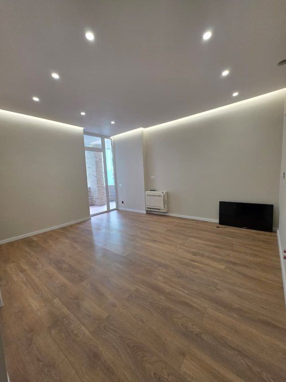 Apartament per shitje 1+1, Komuna e Parisit, Tirane