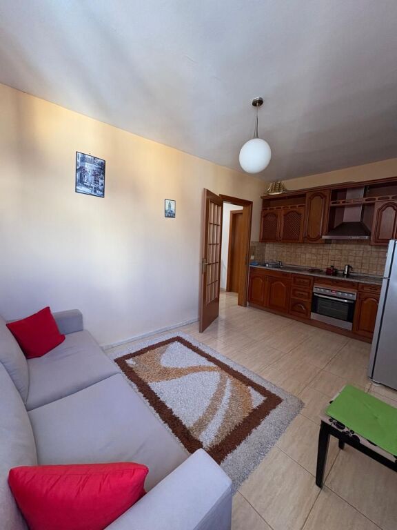 OCCASIONE, Appartamento in AFFITTO, VIA KAVAJES/BOGDANEVE, CENTRO CITTA, TIRANA