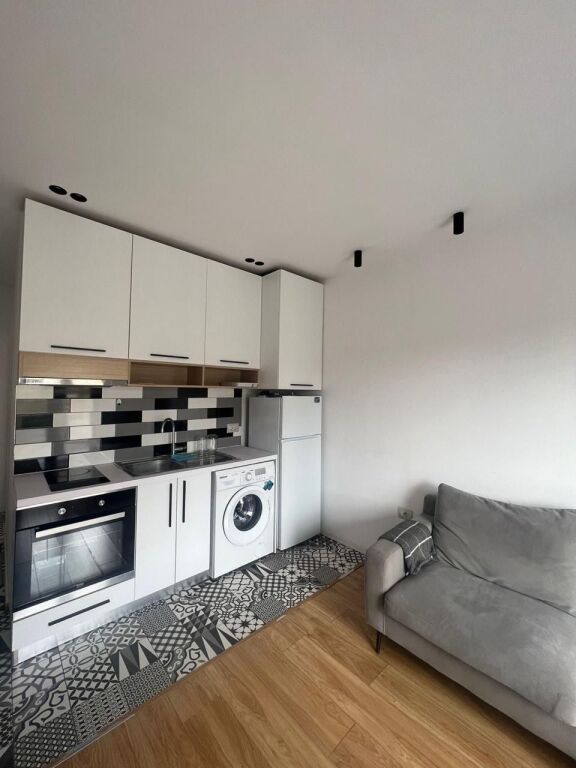 Apartament 1+1 me qira tek Mine Peza