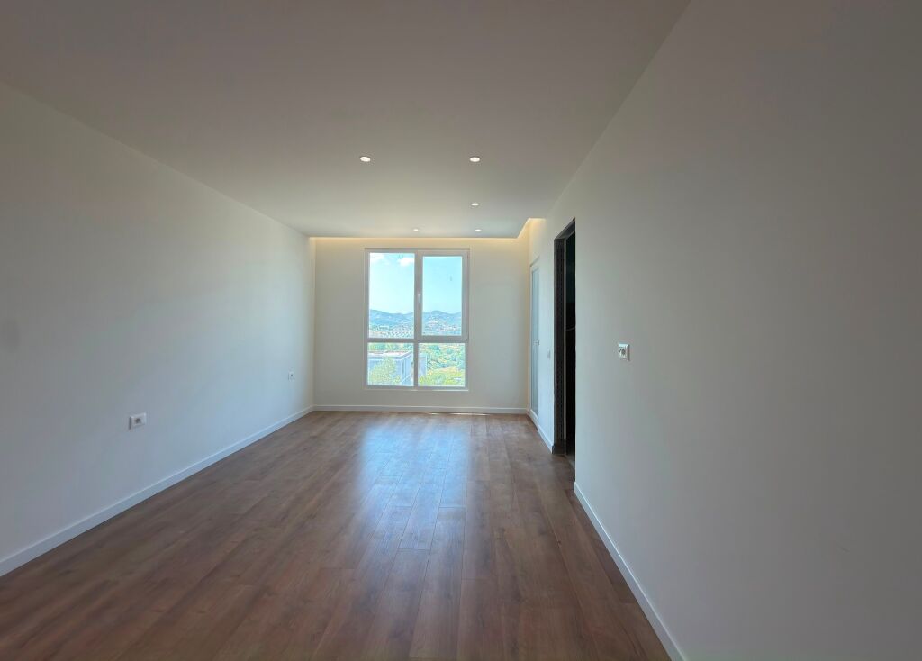 Apartament 3+1+Post Parkimi, Ne Shitje, Ne Farke