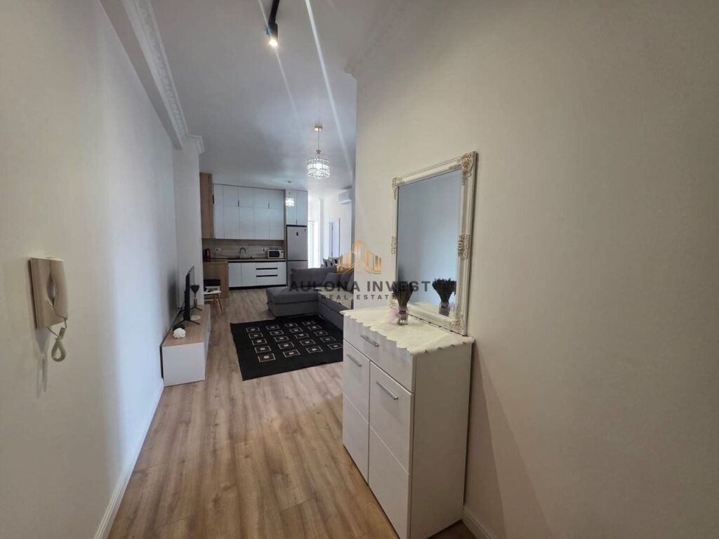APARTAMENT 2+1 ME QERA AFATGJATE TRANSBALLKANIKE-VLORE