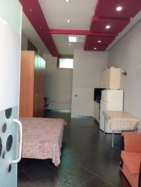 JEPET ME QERA STUDIO/ Garsoniere ne Tirane prane PATI TRAVEL
