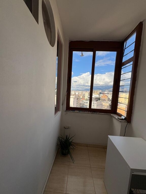 OCCASIONE, Appartamento in AFFITTO, VIA KAVAJES/BOGDANEVE, CENTRO CITTA, TIRANA