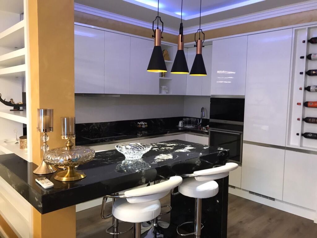 Super Apartament Luxury QERA