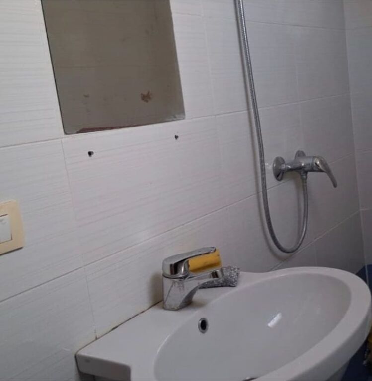 GARSIONERE 24000 LEKE.ISH TREGU ELEKTRIK.