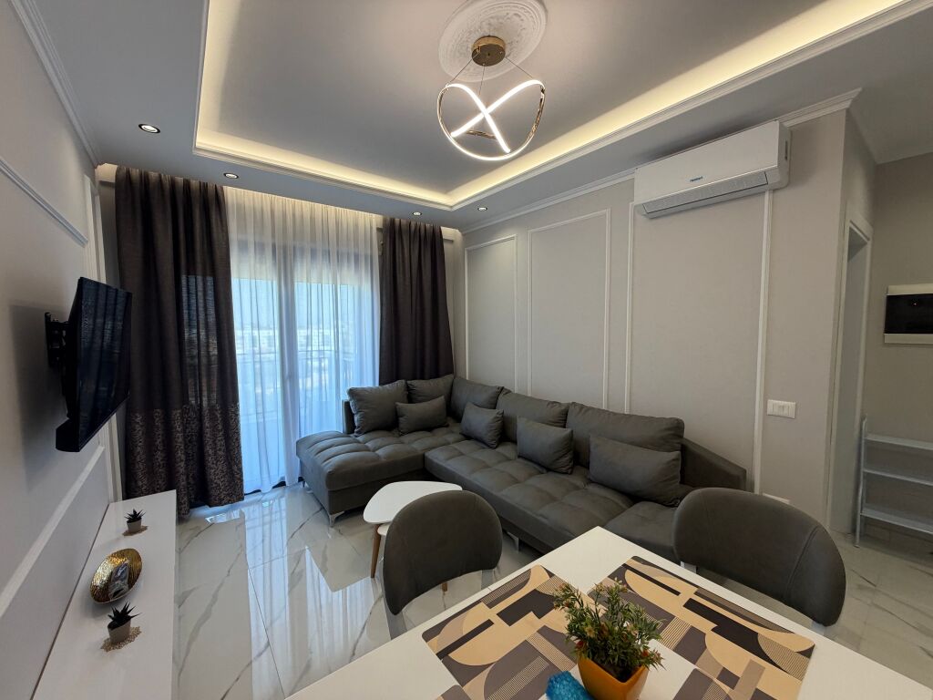 📣 AFFITTO SUPER Appartamento 1+1  📍 Via Jordan Misja, Vicino al Complesso Ndregjoni ✨     💶 Prezzo 50.000 Leke/Mese