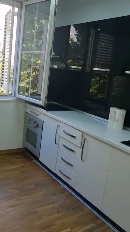 Apartment 2+1, Willson Square!
