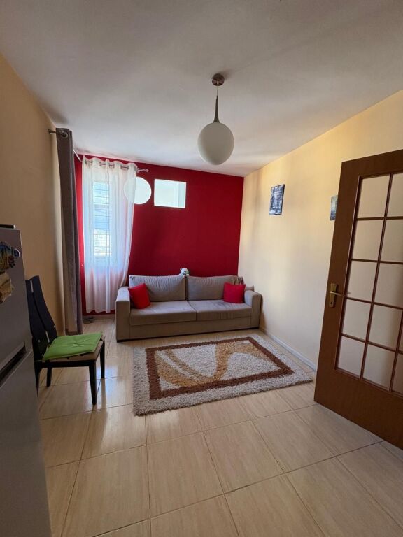 OCCASIONE, Appartamento in AFFITTO, VIA KAVAJES/BOGDANEVE, CENTRO CITTA, TIRANA