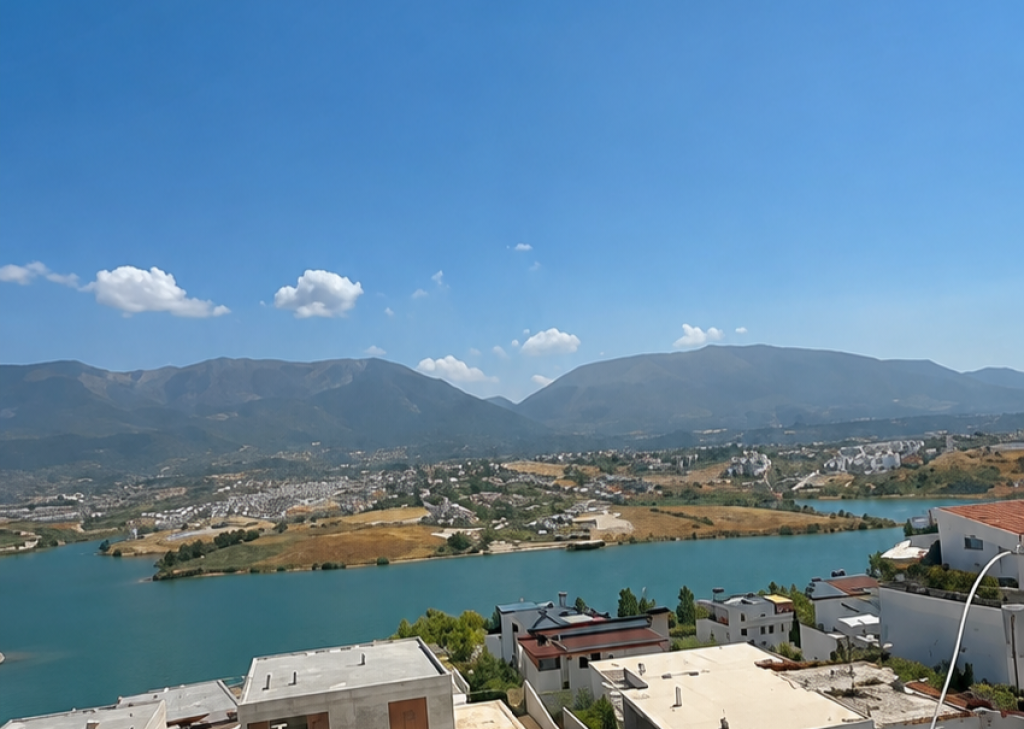 Occasione!!! Appartamento 3+1 Attico Con Vista Sul Lago di Farke In Vendita, A Farke