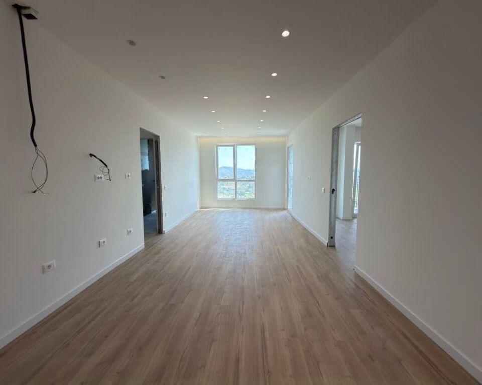 1+1/Shitje📍Farke 📌130 000€