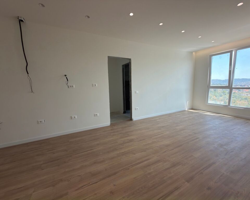 1+1/Shitje📍Farke 📌130 000€