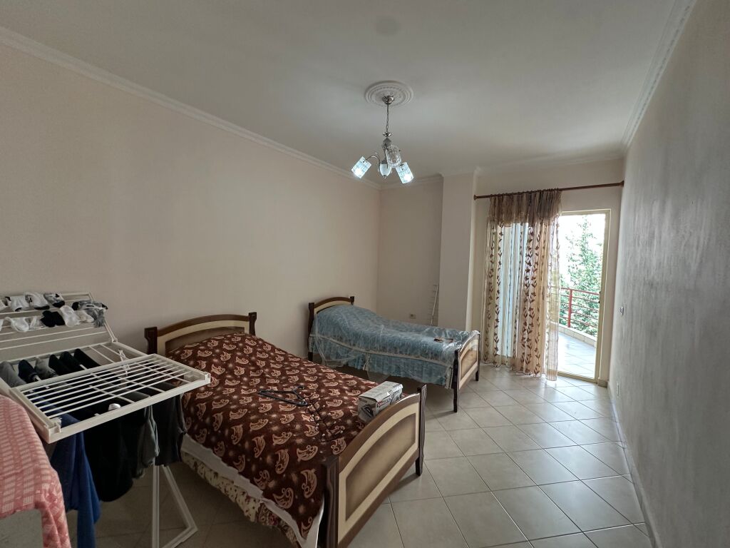 Shitet, Apartament 2+1+Depo, Fresku, Tirane.