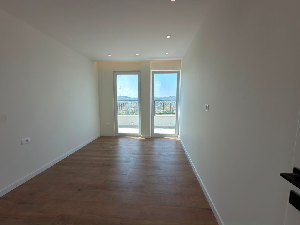 Occasione!!! Appartamento 3+1 Attico Con Vista Sul Lago di Farke In Vendita, A Farke