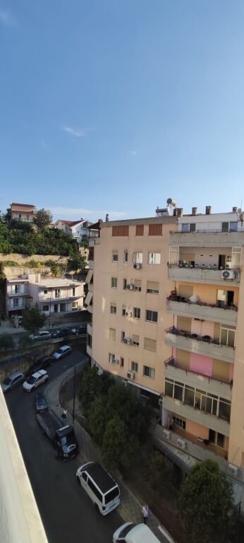 Apartment 3+1, Fresk!