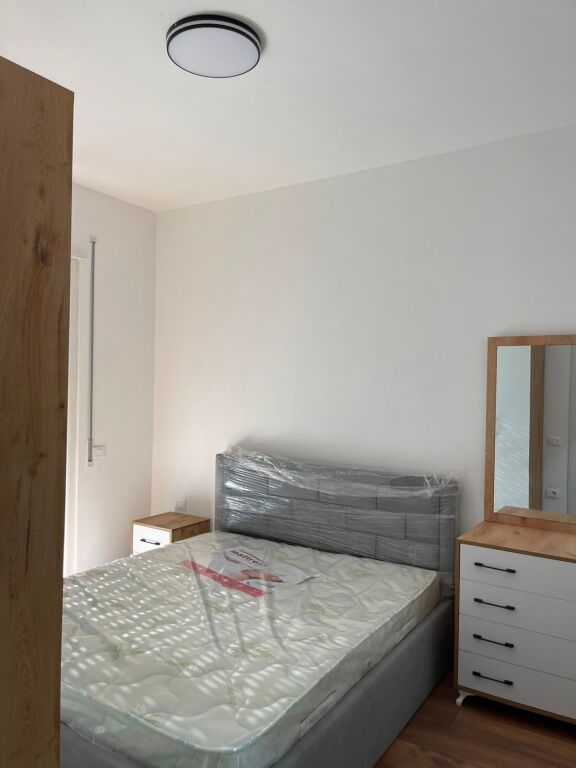 Apartament per qira 2+1 ne zonen e paskuqanit cmimi 400 Euro