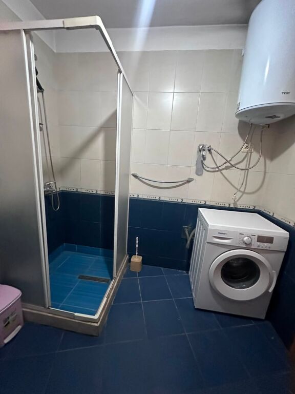 Apartament 1+1 me qera tek Shkolla e Baletit