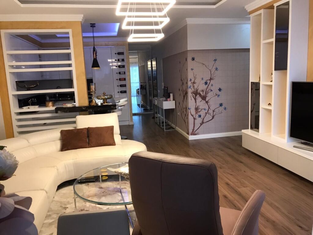Appartamento in affitto 2+1+2+posto auto,Lago Secco