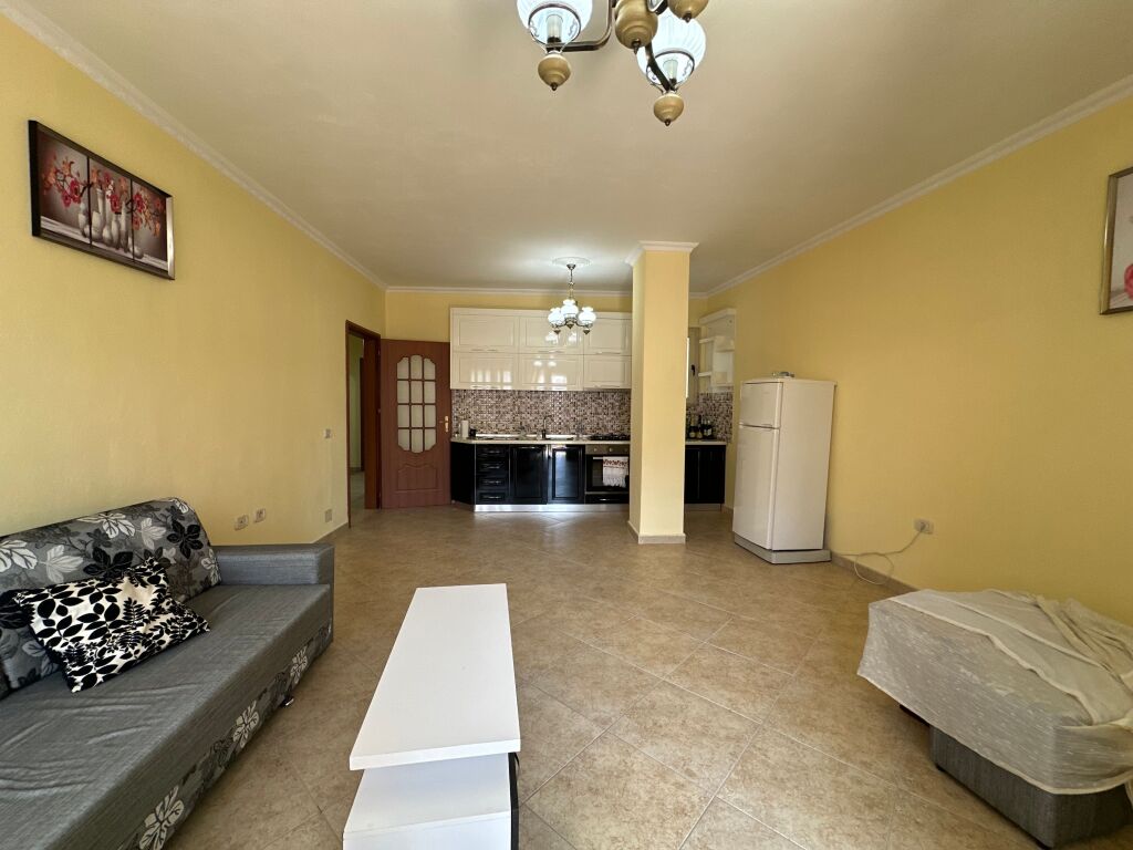 Shitet, Apartament 2+1+Depo, Fresku, Tirane.