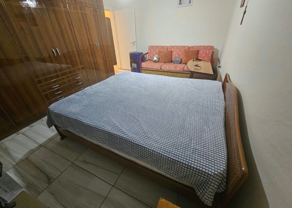 Laprakë vicino a Kmy, appartamento 2+1 in affitto! 55.000 Lek