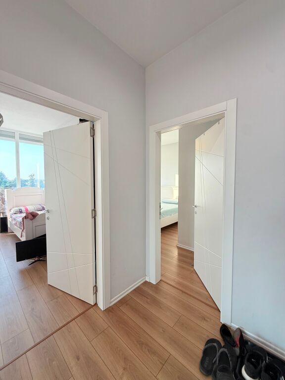 🏢 SHITET APARTAMENT 2+1 – PRANË GJIMNAZIT “PARTIZANI”