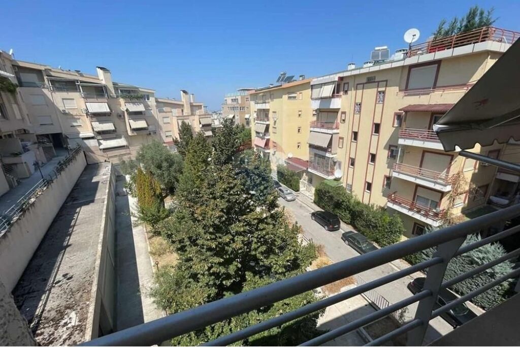 Penthouse 4+1+2 Kopshti Zoologjik