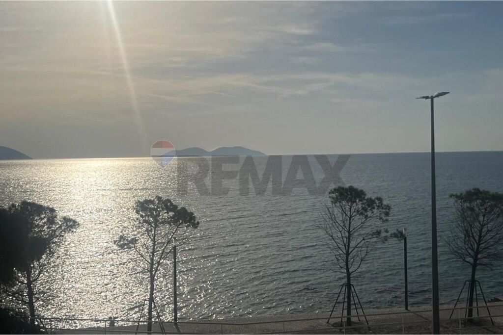 🍽️ BAR-RESTORANT ME QIRA – UJË I FTOHTË, VLORË