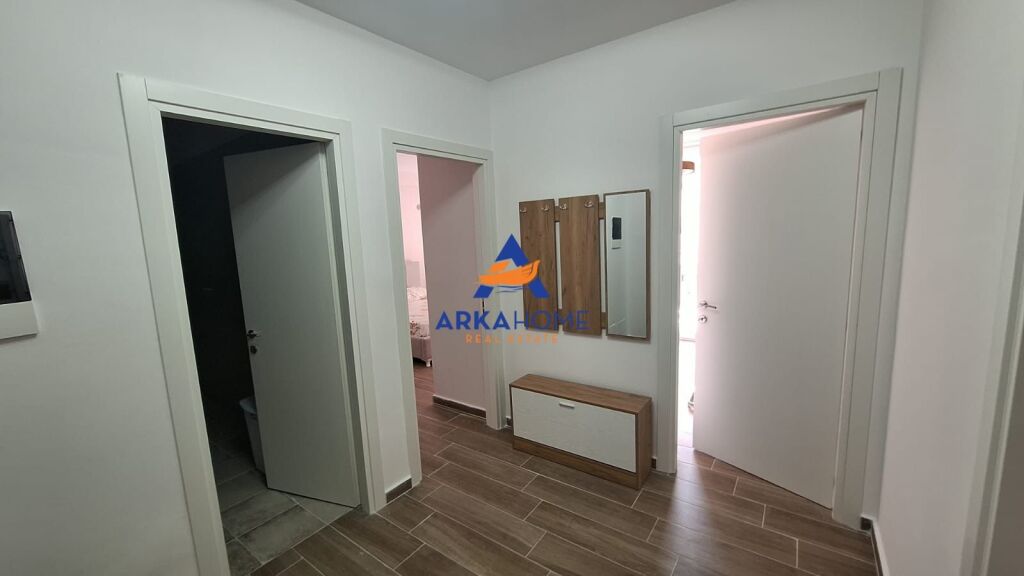 JEPET ME QERA APARTAMENT 2+1+BALLKON "5 MAJI" 55.000 LEKE