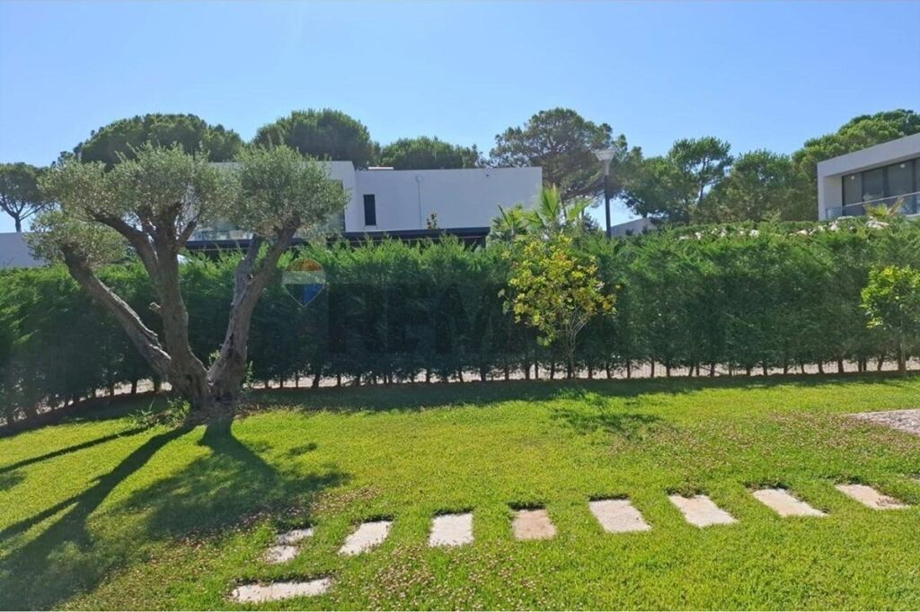 Apartament 2+1 me Oborr për Shitje, San Pietro!