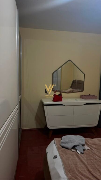 JEPET APARTAMENT 1+1 ME QERA TE RRUGA FERIT XHAJKO 60.000 LEKE