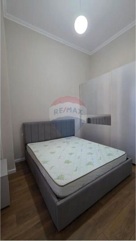Apartament - Për Qira - Liqeni I Thatë, Tiranë