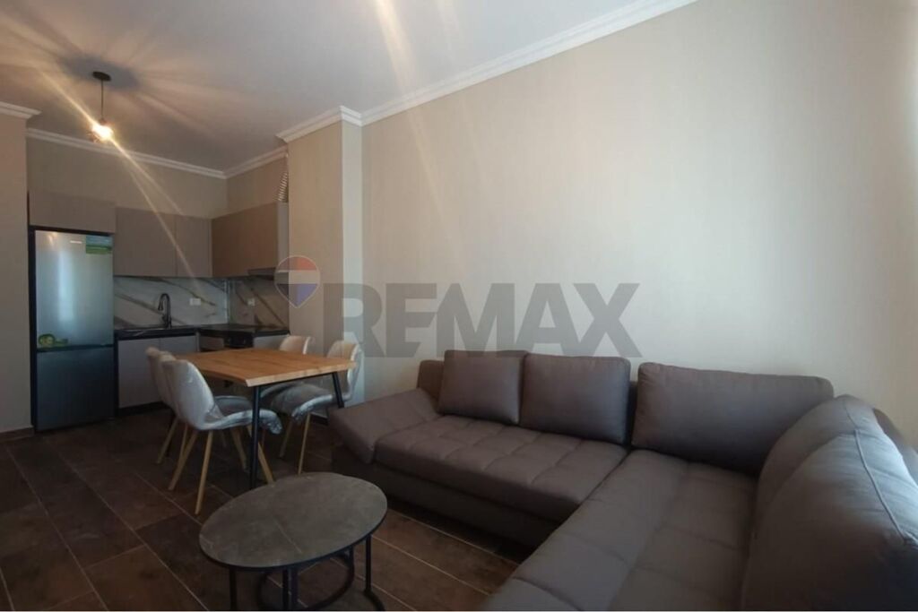 Apartament - Për Qira - Aura Rezidencë, Tiranë