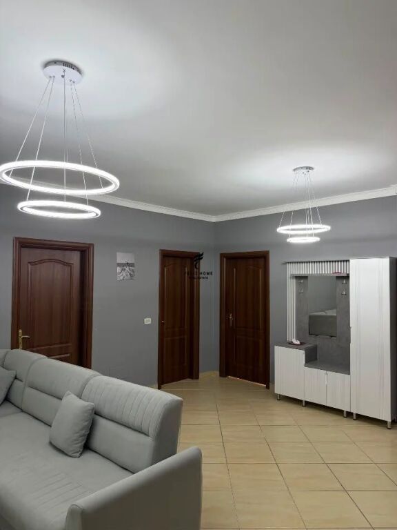 APARTAMENT ME QERA 2+1 KODRA E DIELLIT 75.000 LEKE FH-89177