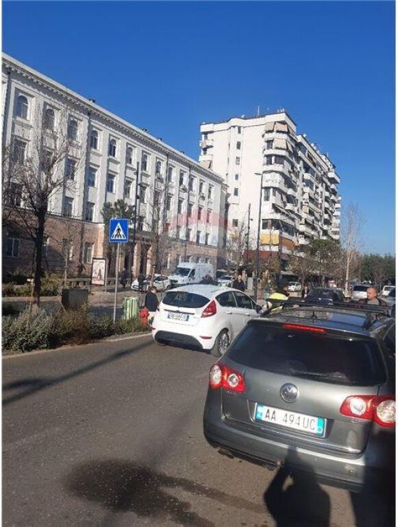 Appartamento 2+1+2 in affitto Viale Zogu i Pare