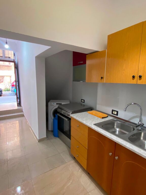 Jepet me qira apartament 1+1 tek Varri i Bamit