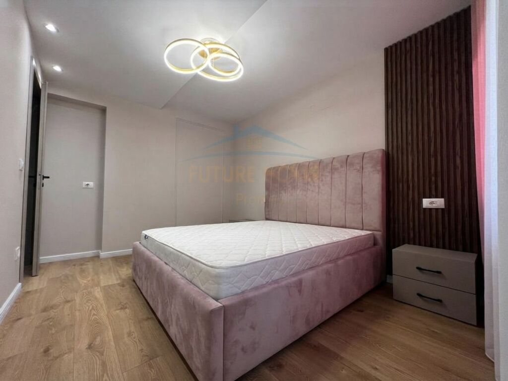 Qera , Apartament 1+1 , Blloku , Tirane