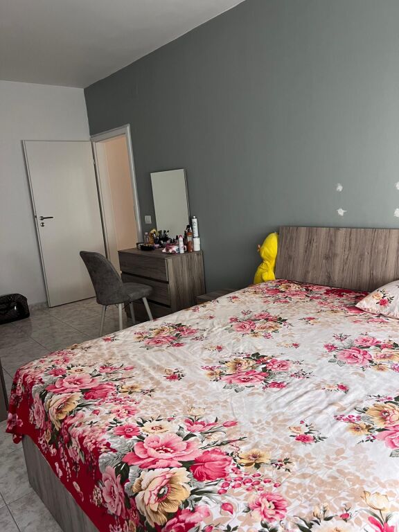 Jepet me qira apartament 2+1