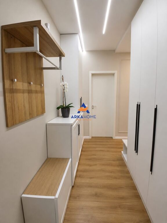 JEPET APARTMENT ME QIRA 2+1+BALLKON "KOMPLEKSI KAIMI, ALI DEMI" 70.000 LEKE