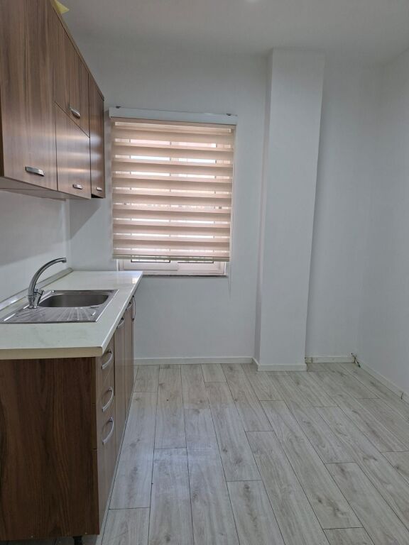 Business Premises for Rent – Wilson Square !