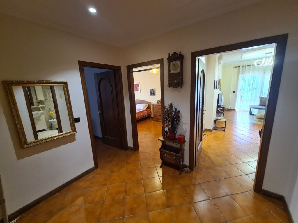 Appartamento 2+1 in affitto Via Elbasan !