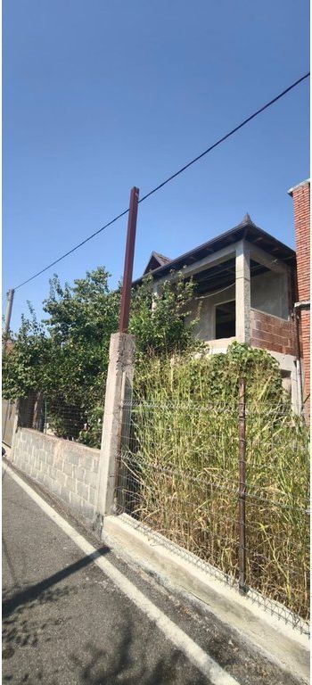 SHITET VILË 2-KATËSHE NË BABRRU 🏡 170,000 € 1,600,000 Lekë