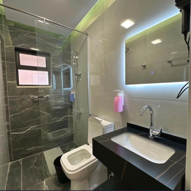 Bulevardi i Ri, Jepet me qera apartament 1+1.