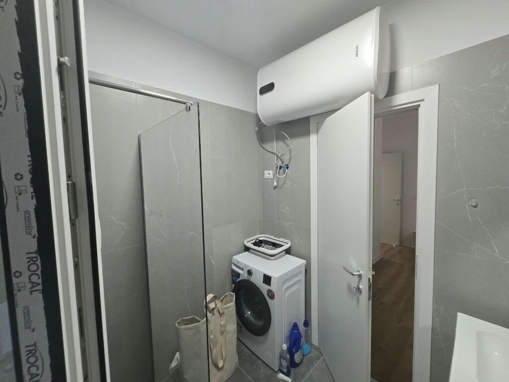 Apartament 2+1 me Qira 5 Maji Tirane