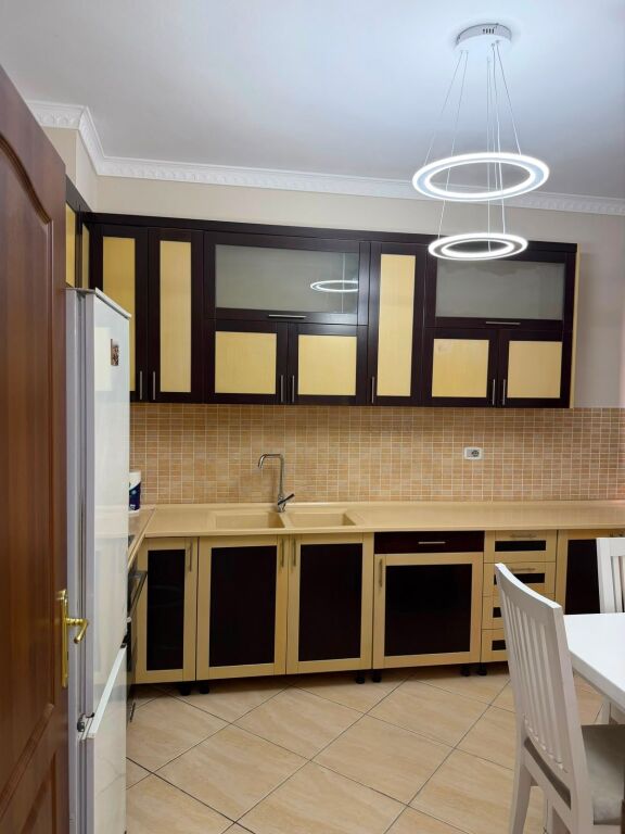 Apartament Me Qera 2+1 Tek Kodra e Diellit (ID B2202070) Tirane
