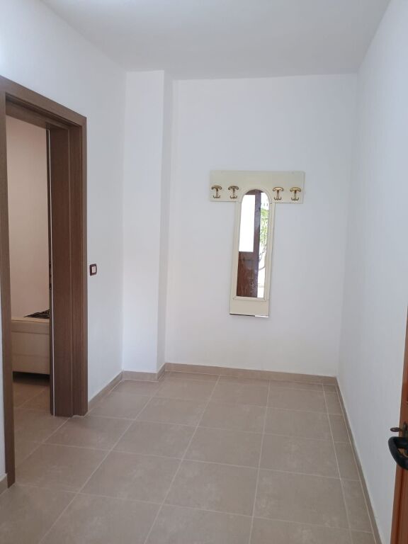 FOR RENT A 1+1 ENTRANCE AT TEUTA BEACH, DURRES!
