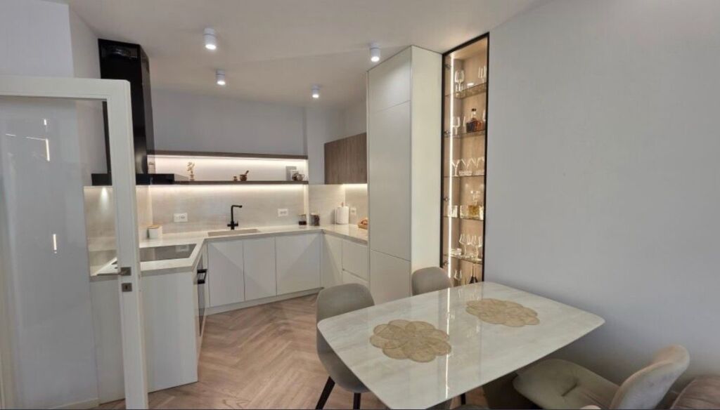 Apartment for sale 3+1+2 Lake View Residence Artificial Lake