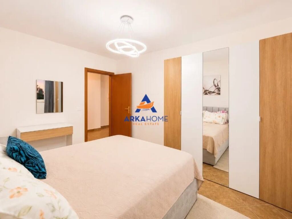 SHITET APARTAMENT 2+1+BALLKON "GOLEM" 140.000 EURO