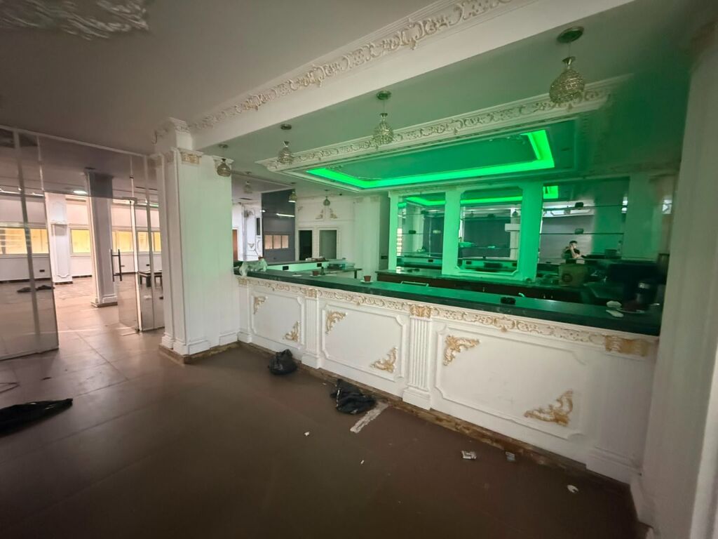 AMBIENT ME QIRA PËR BIZNESE TË NDRYSHME